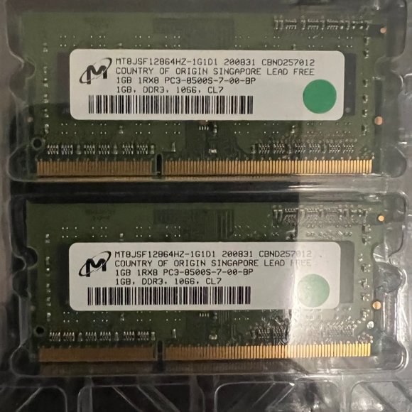 Micron 2GB PC3-8500S DDR3 RAM (2 x 1GB) MT8JSF12864HZ-1G101 LAPTOP MEMORY - Picture 2 of 2